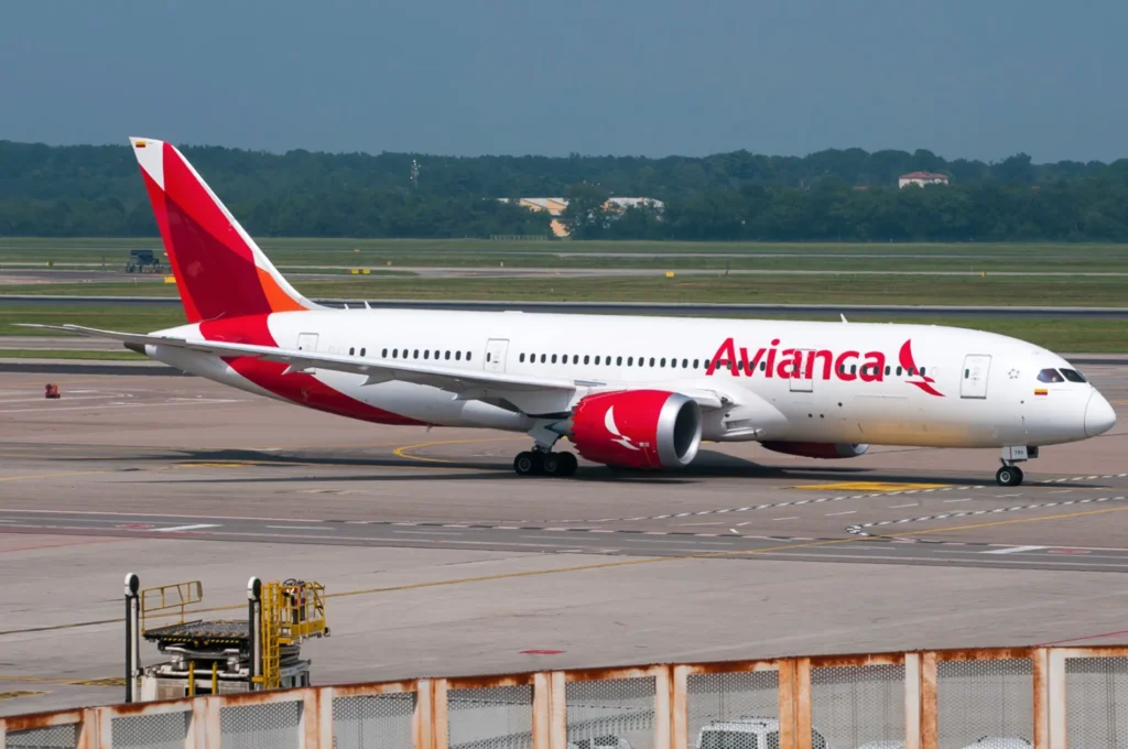 Flying Avianca’s Boeing 787-8 from Madrid to Bogotá