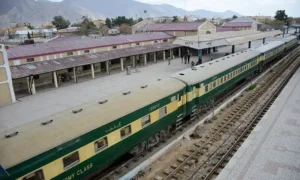 Jaffar Express resumes service from Quetta - Pakistan