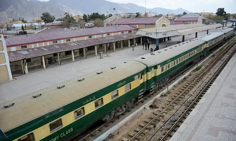 Jaffar Express resumes service from Quetta - Pakistan