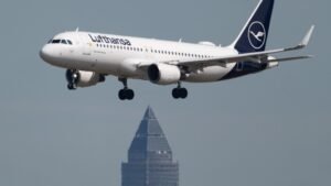 Lufthansa faces nearly $2 billion in extra fuel costs amid Iran war