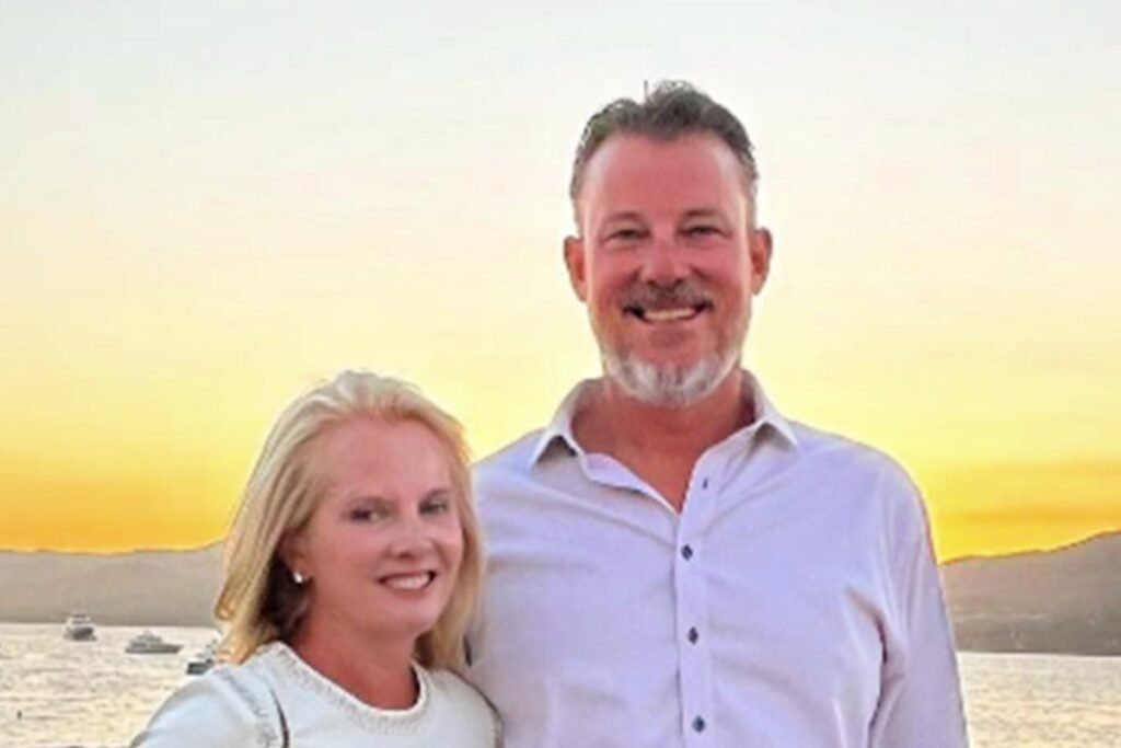US multimillionaire financier found dead after argument over airline tickets, inquest told