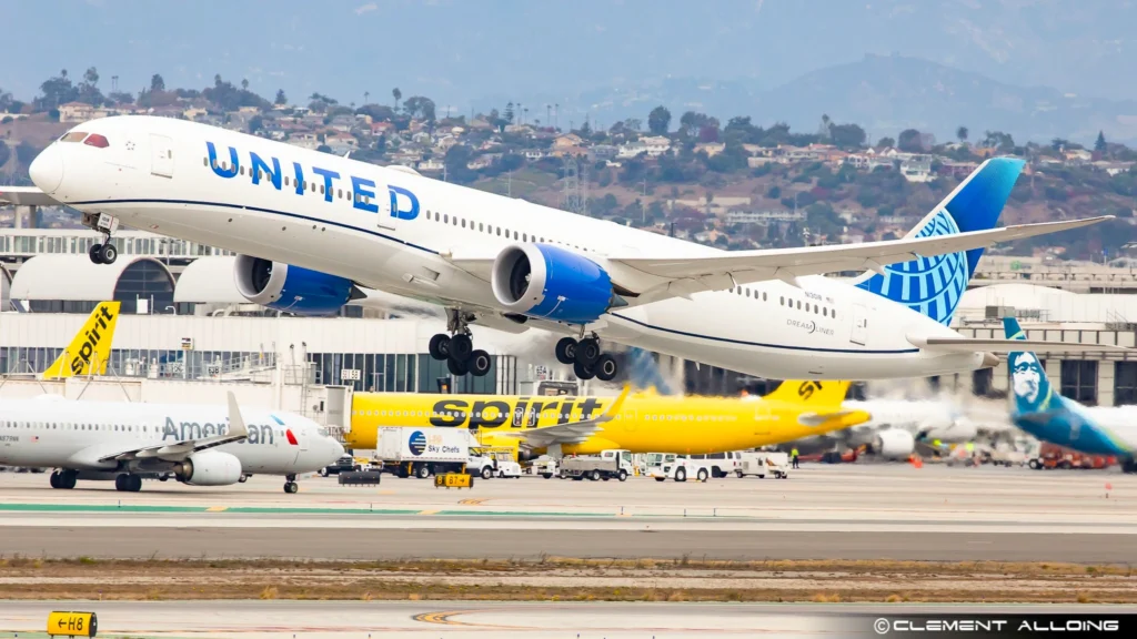 United Airlines Boeing 787