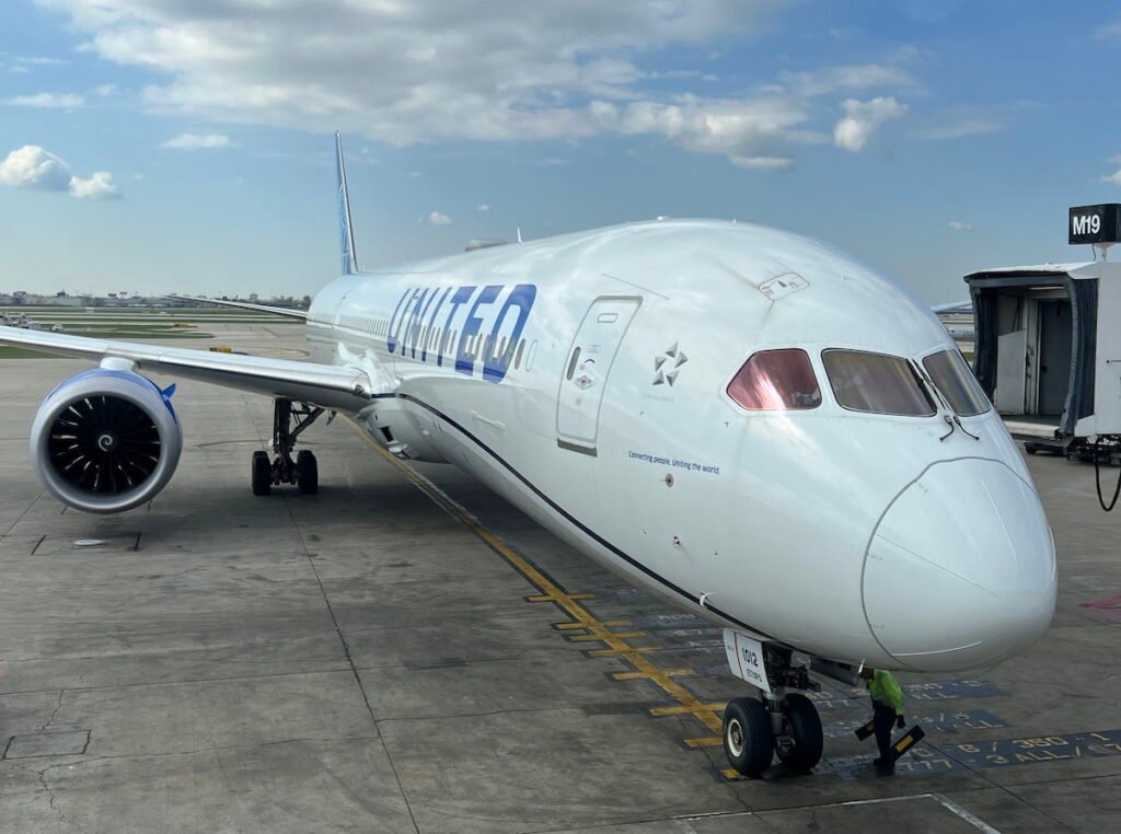 United Airlines Panasonic Wi-Fi Issues Over The Pacific: What’s Going On?