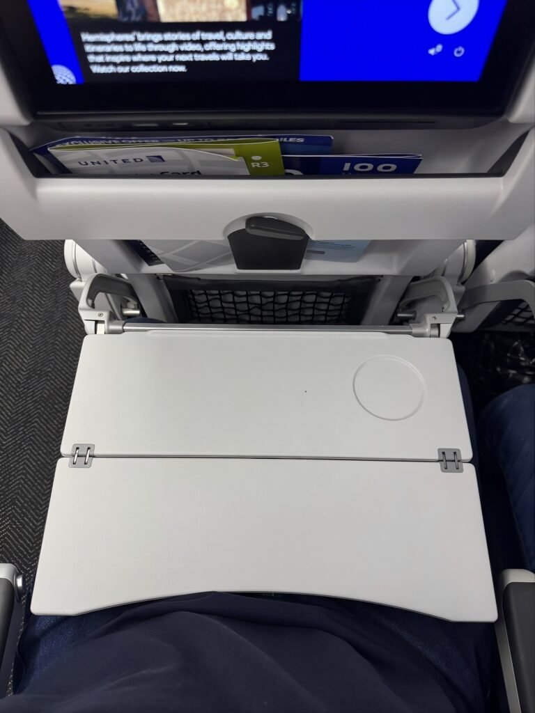 United’s Seats Are So Tight, Tray Tables Need Cutouts For Passenger Bellies [Roundup]