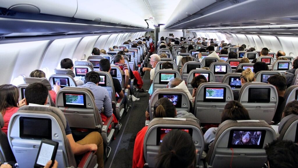 Shared national ban list considered in UK for disruptive airline passengers