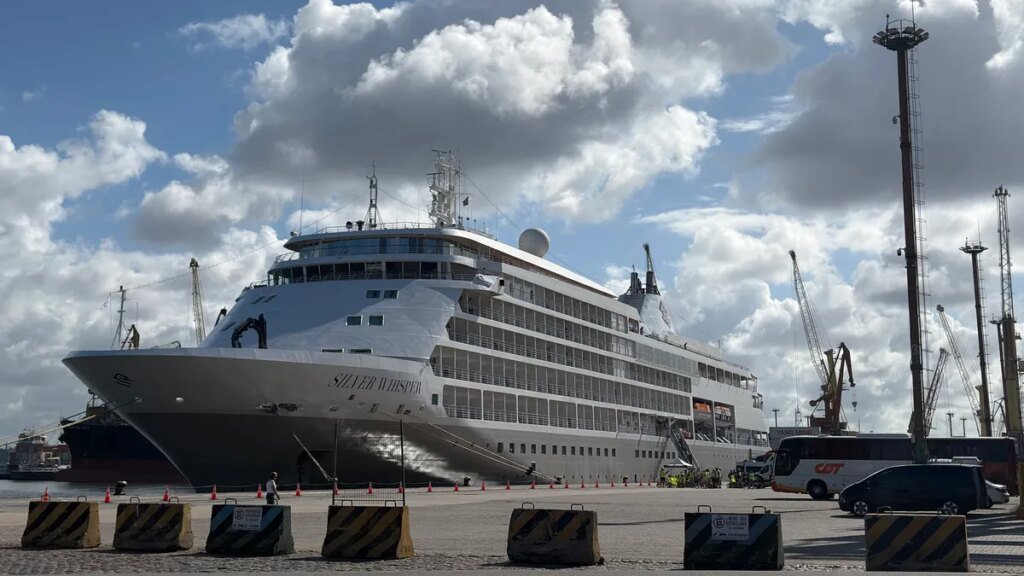 Silversea cruise ship helps rescue man from disabled sailing vessel