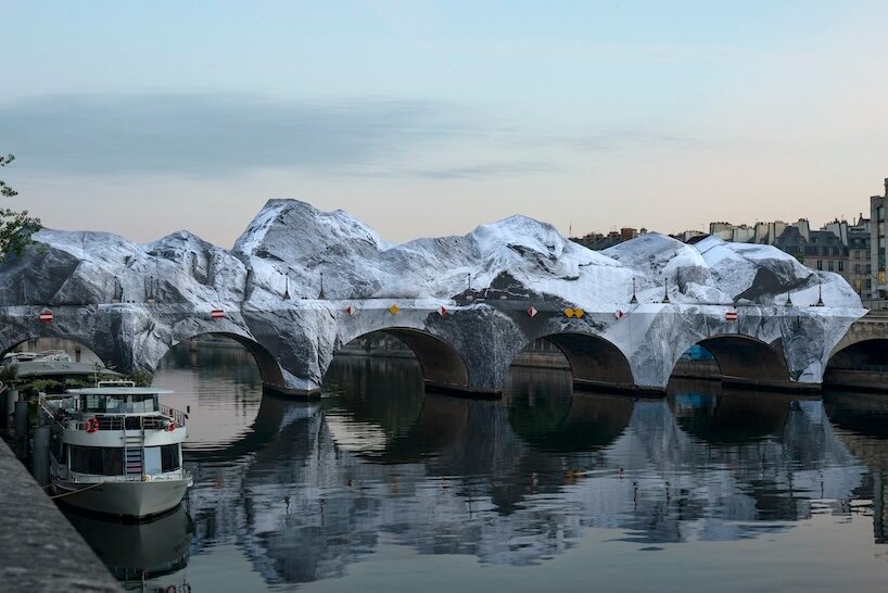 jr postpones opening of pont neuf installation due to damage